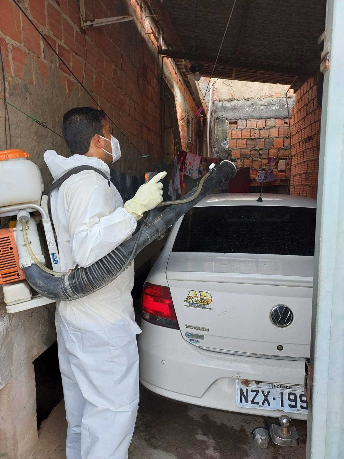 Camacã: Agentes de Endemias seguem com os serviços de Bloqueio Espacial no combate ao mosquito transmissor da Dengue

